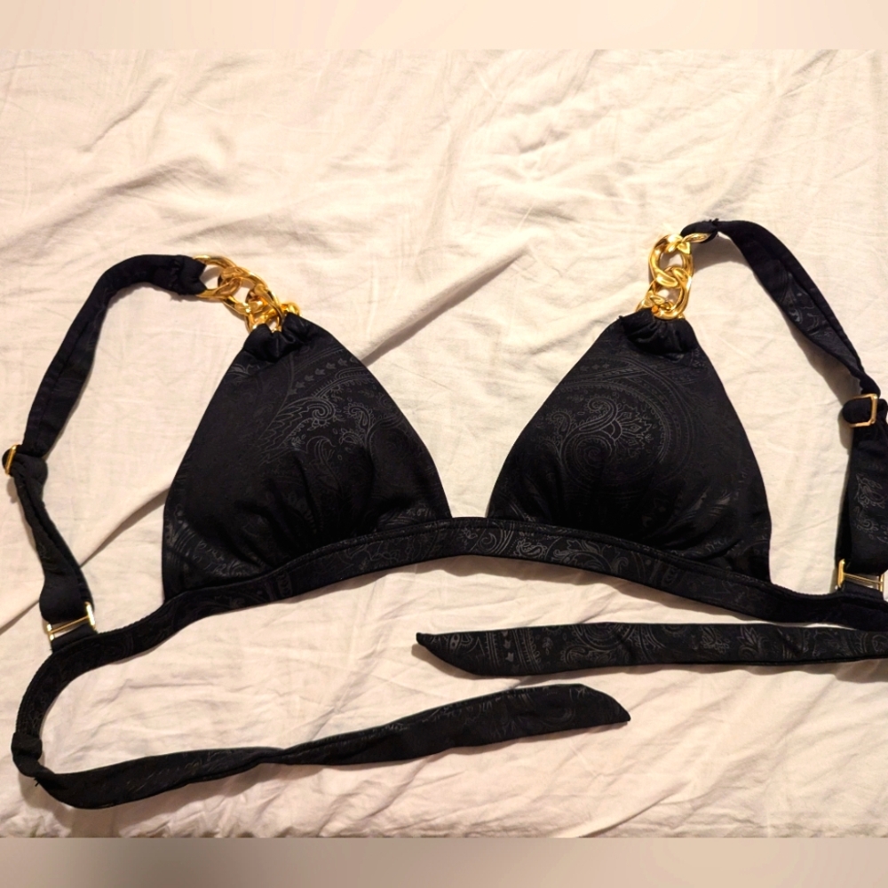 Dixxon women's bikini top size small black with pattern and gold chain straps